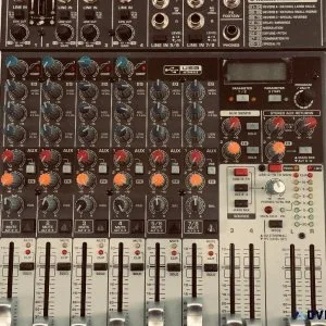 Behringer Xenyx QX1204USB Mixer with USB and Effects