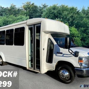 2014 Ford E450 25 Passenger Shuttle Bus (A5299)
