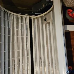 FOR SALE PERSONAL TANNING BED