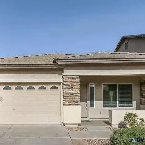 32 House Move In Ready