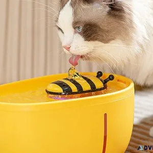Bee-Shaped Pet Water Fountain