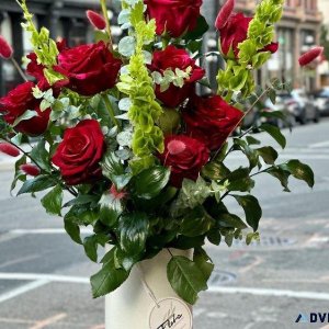 Floba s Rose Arrangements for Every Occasion