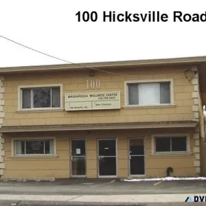 1575  780sf 3 Room Office Suite in Massapequa