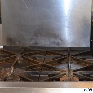 Southbend Range 24&quot 4 Open Burners