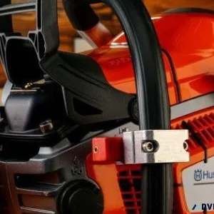 Chainsaws and Pole Saws
