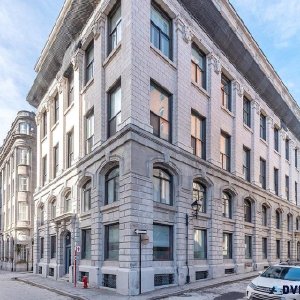 Upscale commercial condo in Old Montreal