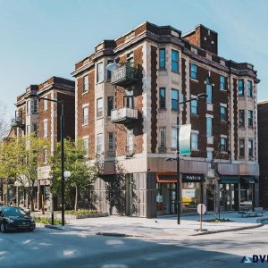 Prime location for rent 600 sqft Outremont Laurier Ave.