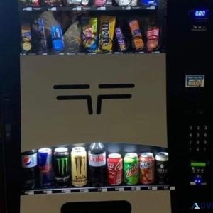 COMBO VENDING MACHINE WITH CARD READER