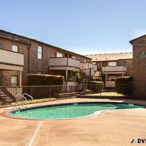 North Dallas Second chance 111265 W2 Pools Fenced Gated