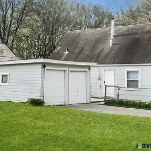 Awesome 3 Beds 1 Bath House