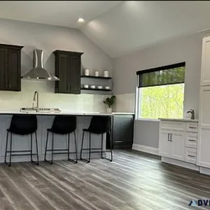 EV Cabinets - Kitchen Cabinets