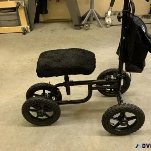 VIVE MOBILITY All Terrain Knee Walker