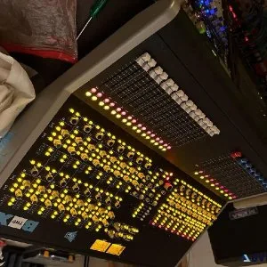API The Box II API The Box 2 8 Channel Recording Console