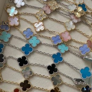 Lucky Clover Mother-of-pearl Bracelet