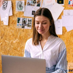 Become a Website Chat Support Agent