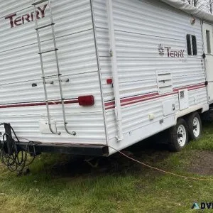 2000 fleet wood Terry pull behind camper