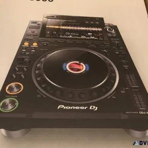 BRAND NEW Pioneer DJ CDJ-3000 Professional DJ Controller