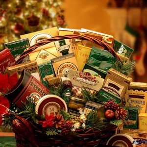 Large Grand Gatherings Holiday Gourmet Gift Basket