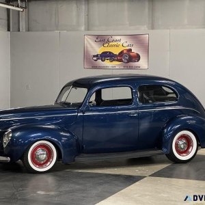 1940 Ford Tudor Deluxe Sedan