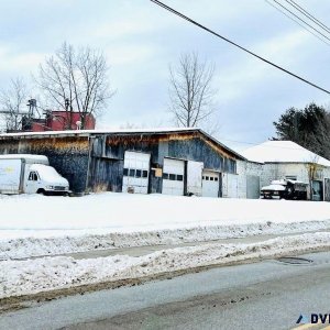 Commercial Building and Lot in Richford
