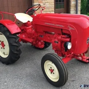 1959 Porsche-Diesel Junior 108L Tractor