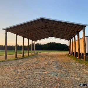 BARNS OF AMERICA