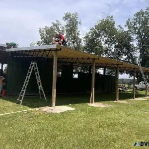 ENCLOSED BARN