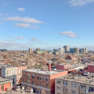 Loft on the top floor of Paris Lofts in Plateau-Mont-Royal