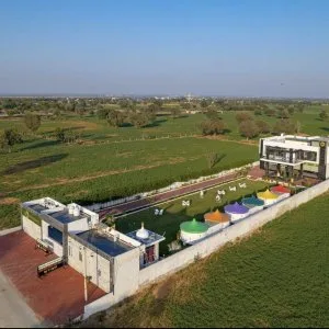 Jaipur s Hidden Gem : Farmhouse in Jaipur