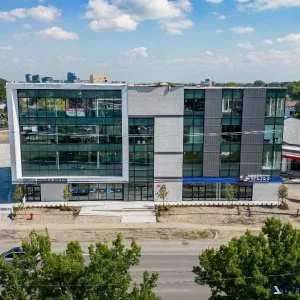 Space  Office for sale or rent 3404 sqft on 4th floor Brossard