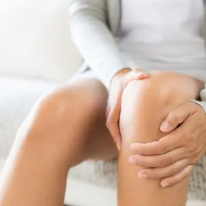 Best knee replacement surgeon in delhi