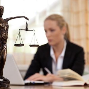 Divorce lawyers for women in chennai | chennai divorce lawyers