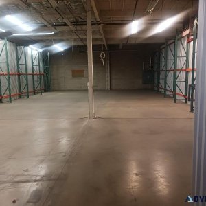 Espacio de almac&eacuten disponible- Fresno California