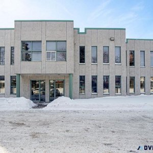 RARE All-inclusive lease Office in Boisbriand 1658 sqft