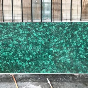 The beauty of malachite in your home