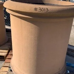 CONCRETE PLANTER
