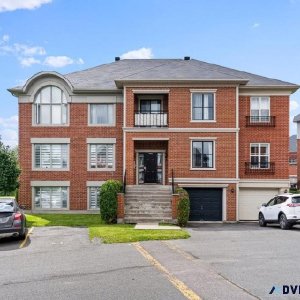 Elegant 4 12 condo Parisian Village in Brossard