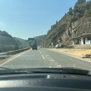 Guwahati to shillong cabs by saiyyaraa travels