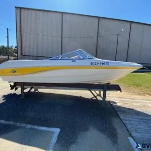 2005 Chaparral 180 SSI w4.3 Mercruiser and trailer.