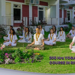 Hari om yoga vidya school in rishikesh
