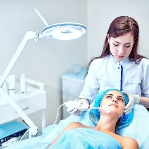 Best cosmetologists in kolkata | top cosmetologists | skedoc