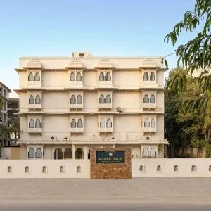 Family hotels in udaipur