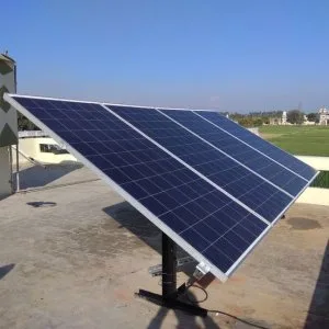 Solar panels and inverters for reliable renewable energy