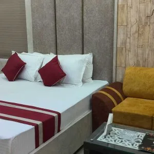 Super deluxe room in chandannagar