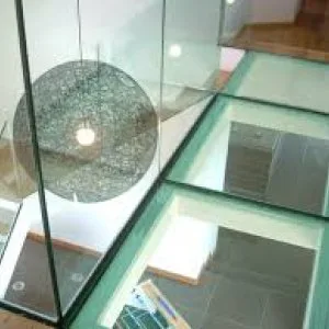 Laminated glass suppliers near me