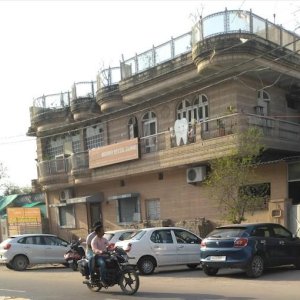 Mishra dental clinic