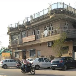 Mishra dental clinic