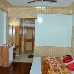 Budget hotel in manali