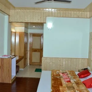 Budget hotel in manali
