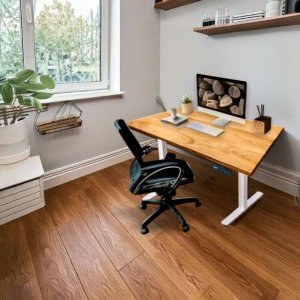 Get a height-adjustable table now and save 5% + free shipping